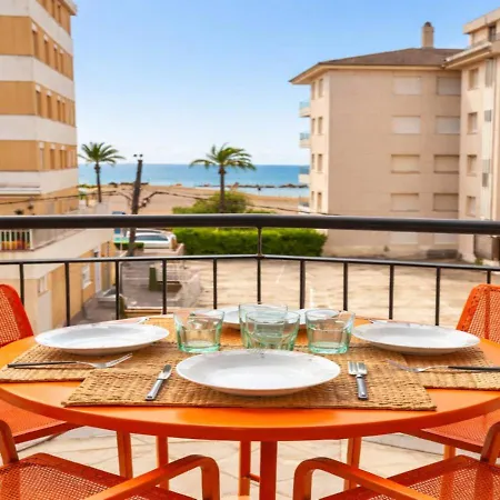Beachfront With Sea Views *